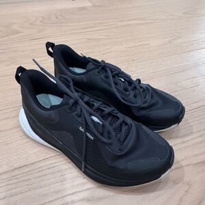 lululemon athletica Sneakers